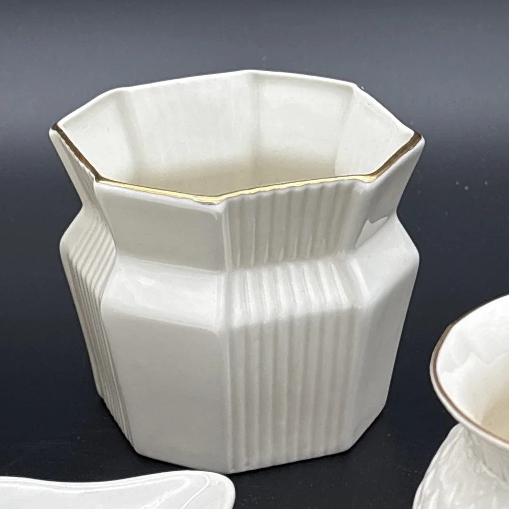 Lot of 5 Vintage Belleek Collectors International Society Porcelain Pieces